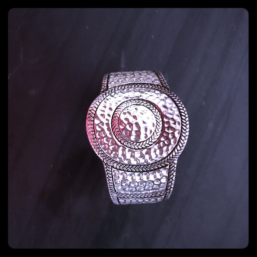Cuff  bracelet
